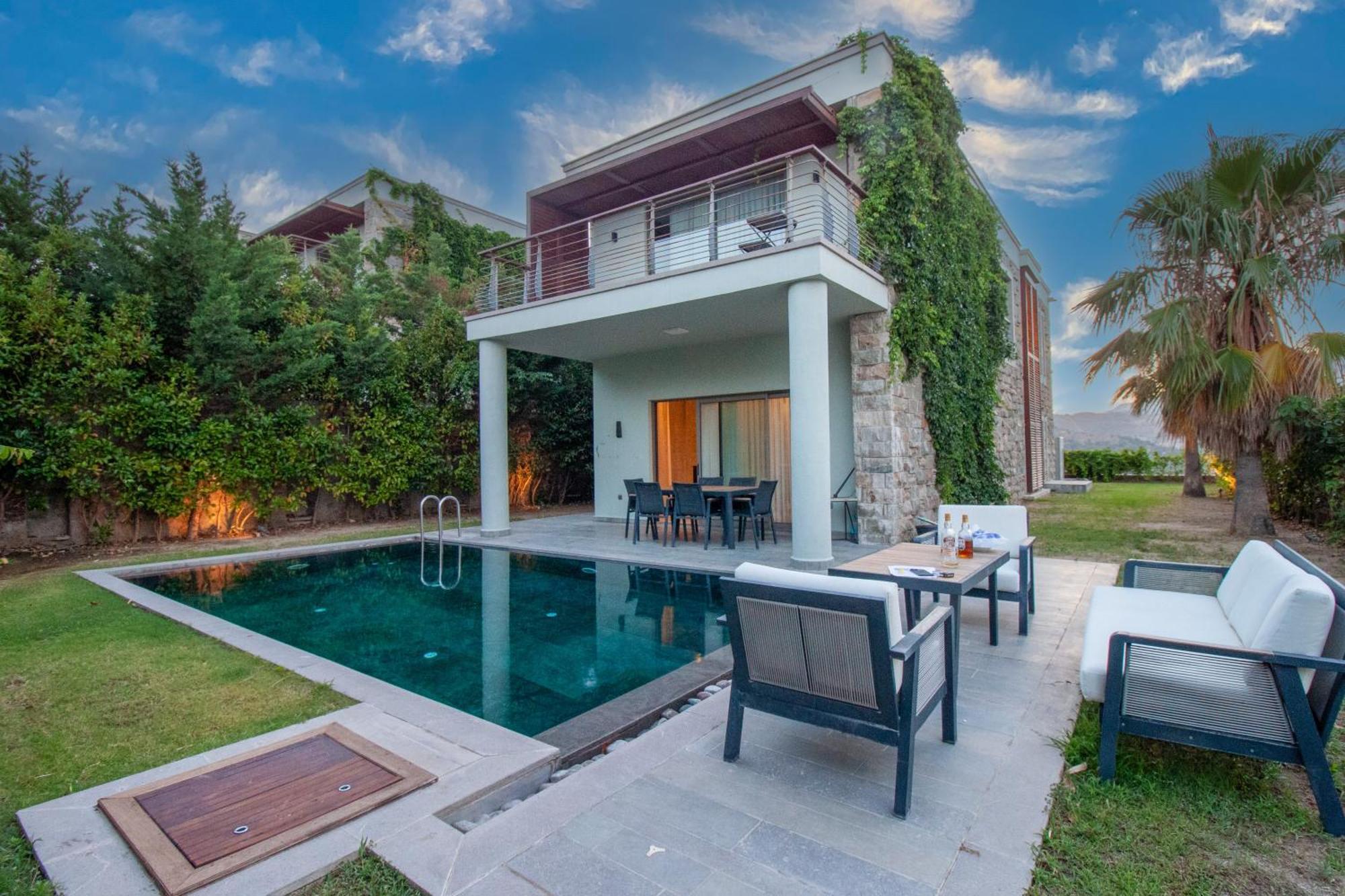 Loya Bitez'de Ultra Luex Deneyim Villa *